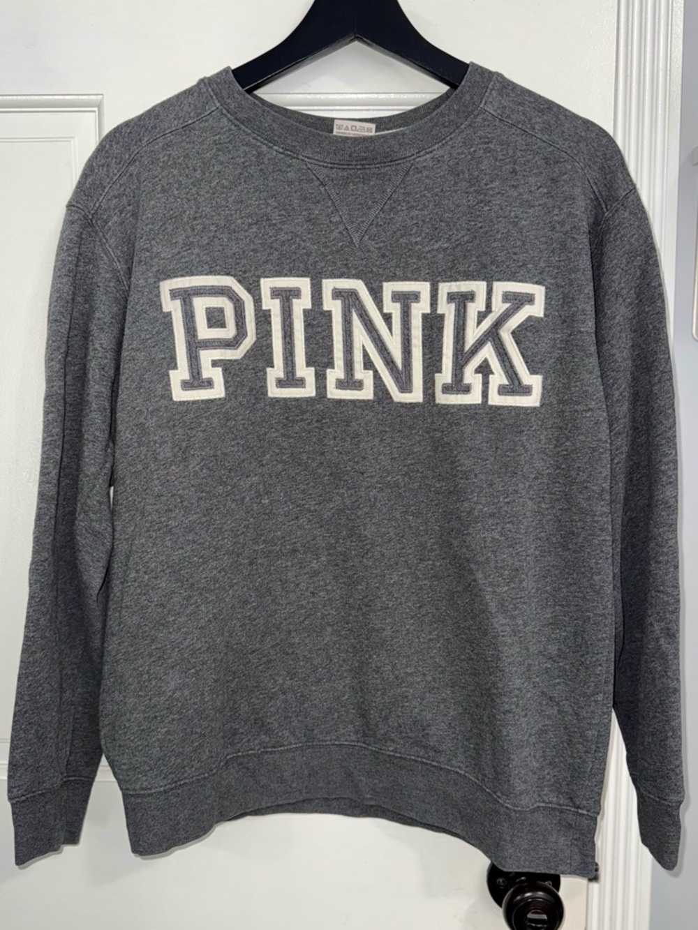 PINK Victoria’s Secret Gray Crewneck Sweatshirt XS Cozy Logo